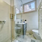 Daire Romantic Lakefront Balcony - - Porto Vecchio 11 Malcesine