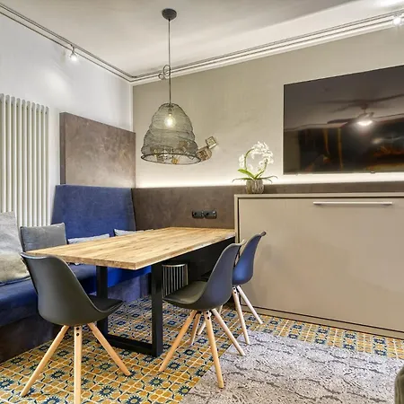 Apartmán Romantic Lakefront Balcony - - Porto Vecchio 11
